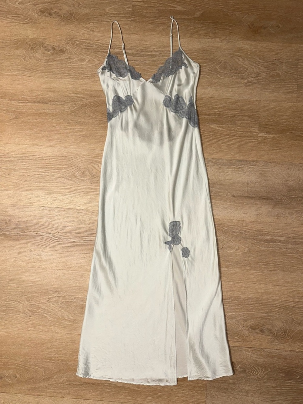 Julianna Rae 100% Silk Long Nightgown Ivory Grey Lace Allura Style Slip Gown